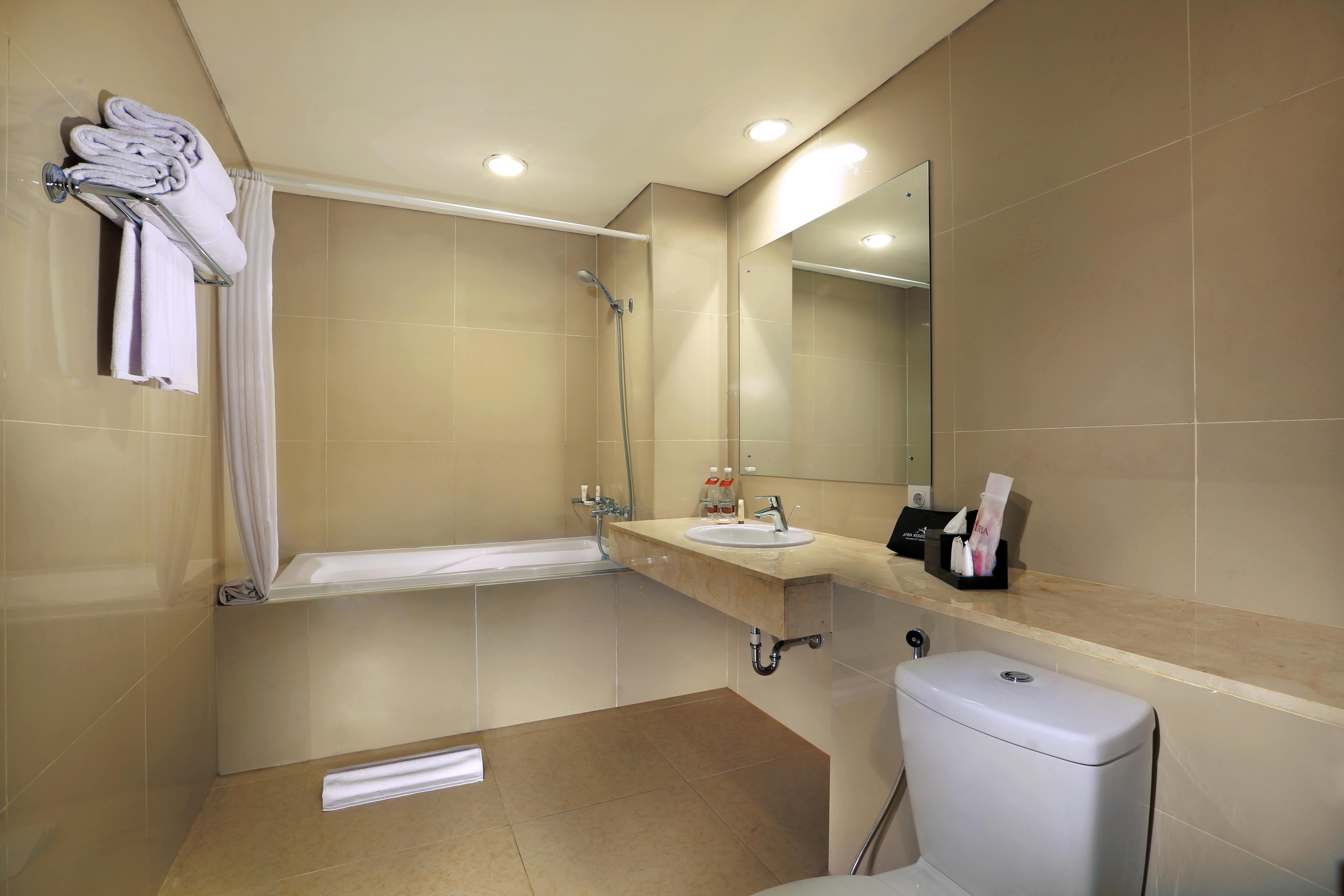 Atria Residences Gading Serpong Tangerang Exterior foto