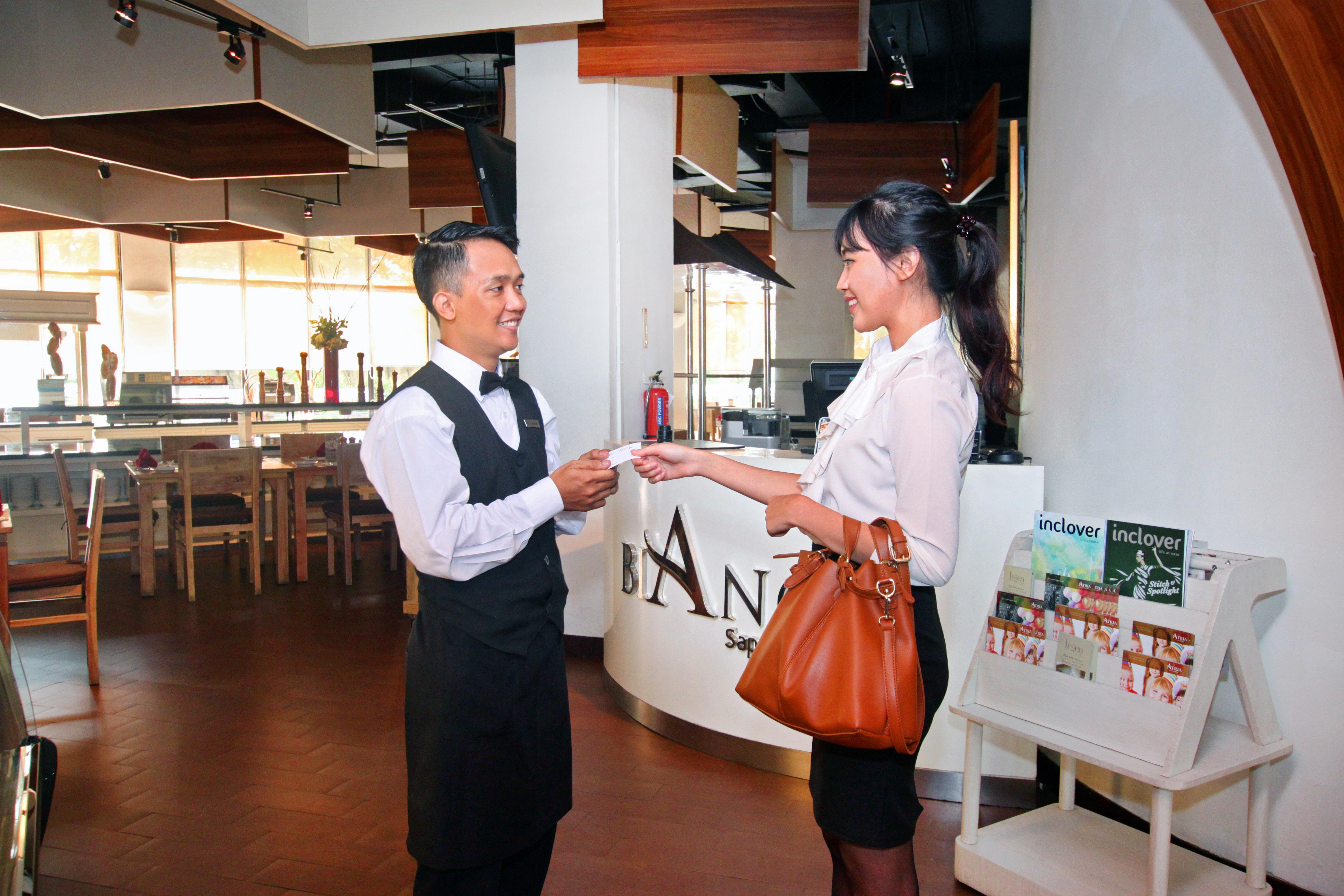 Atria Residences Gading Serpong Tangerang Exterior foto